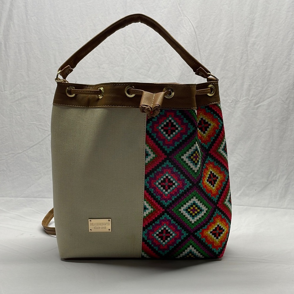 Colorful bucket bag